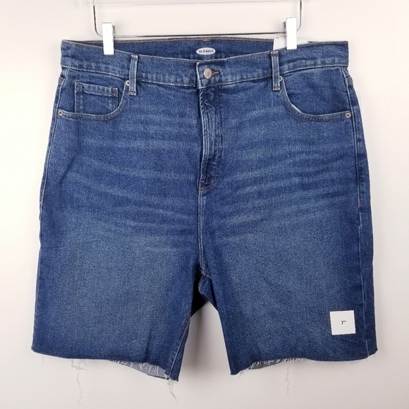 Old Navy High Waisted Cut-off Jean Shorts NWT - Picture 1 of 6